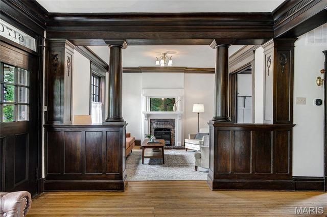 6170 McPherson Avenue, St Louis, MO 63112