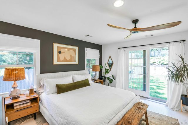 2705 W Creek Avenue, Cutchogue, NY 11935