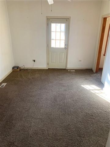 4502 Orchard Road, St Joseph, MO 64506