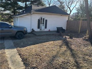 4502 Orchard Road, St Joseph, MO 64506