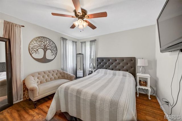 592 Center Avenue, Lebanon, MO 65536