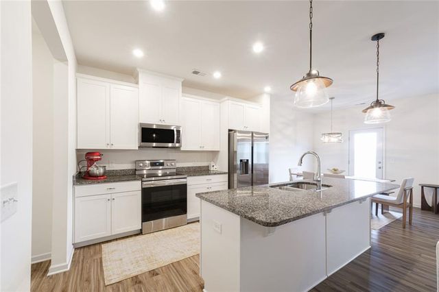 139 Madison Bend, Woodstock, GA 30188