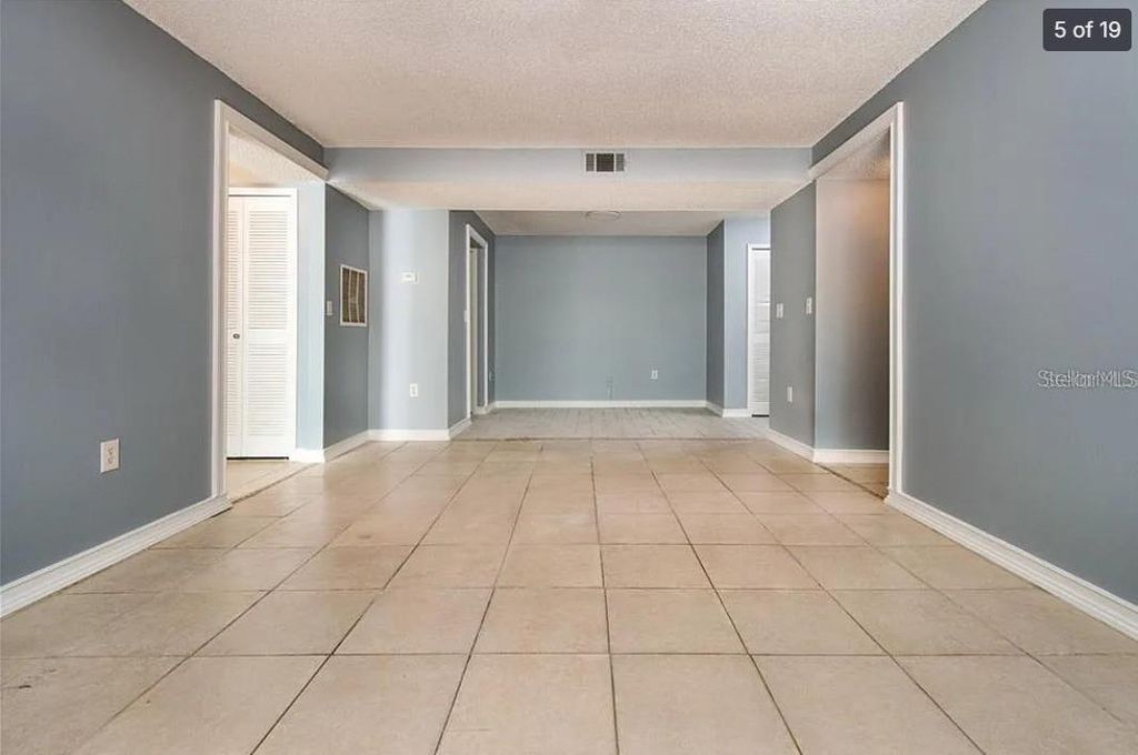 Image 5 of property listing at 6128 CURRY FORD 156, Orlando, FL 32822