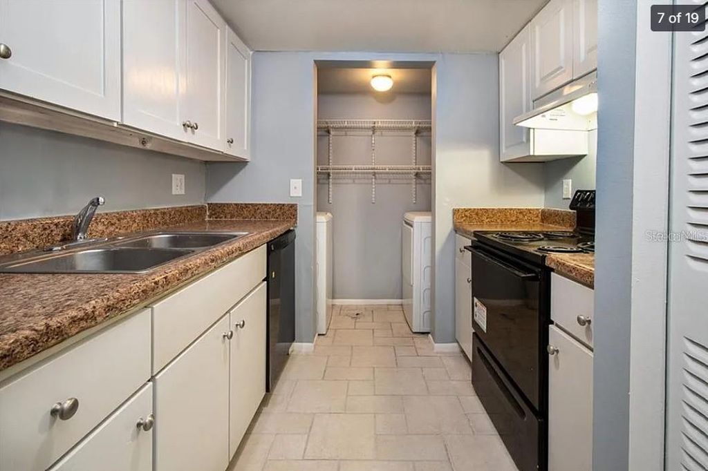 Image 7 of property listing at 6128 CURRY FORD 156, Orlando, FL 32822