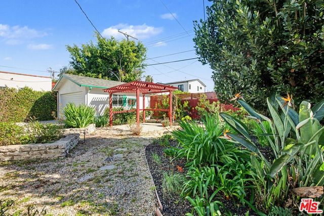 930 S Ridgeley Drive, Los Angeles, CA 90036
