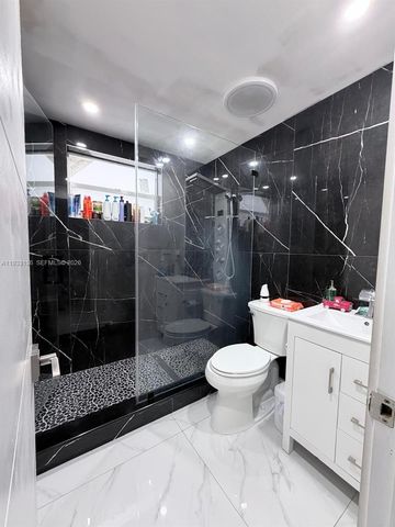 5168 E 8th Ln, Hialeah, FL 33013