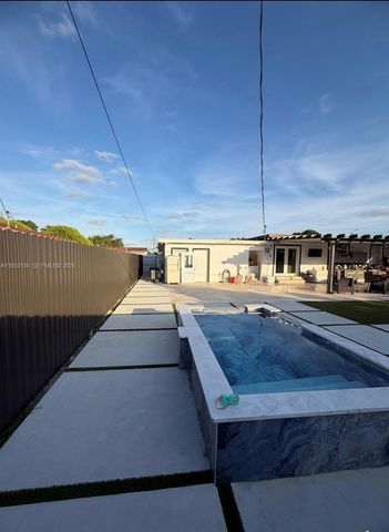 5168 E 8th Ln, Hialeah, FL 33013