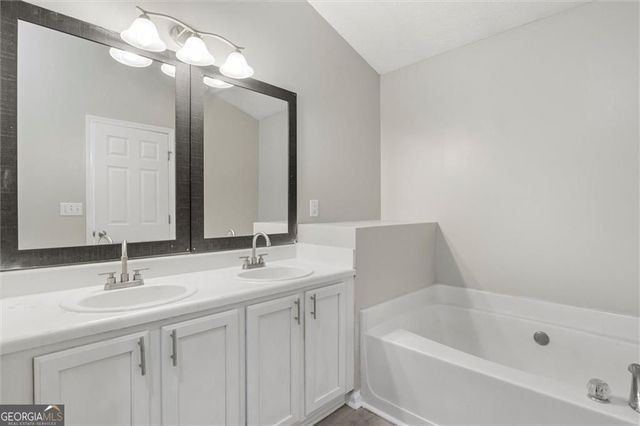5667 CASCADE Run SW, Atlanta, GA 30336
