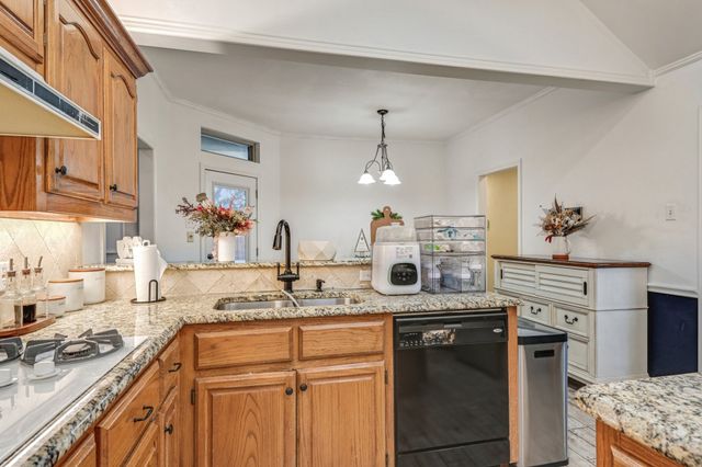 1807 Valley View Drive, Cedar Hill, TX 75104