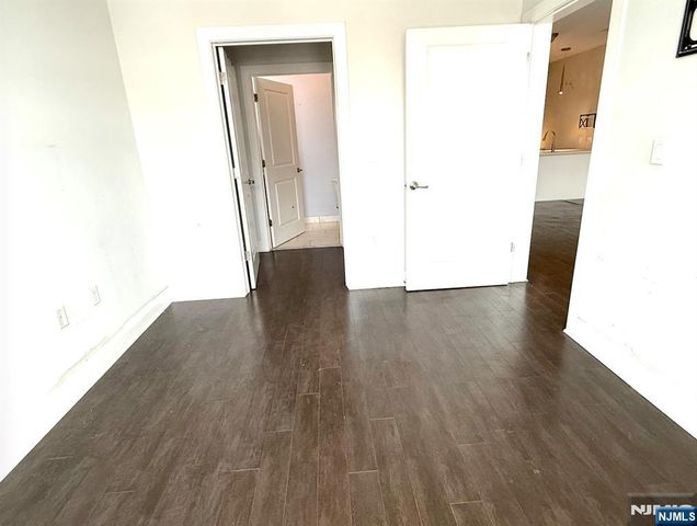 1901 Summit Avenue 301, Union City, NJ 07087