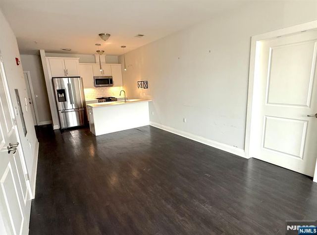 1901 Summit Avenue 301, Union City, NJ 07087