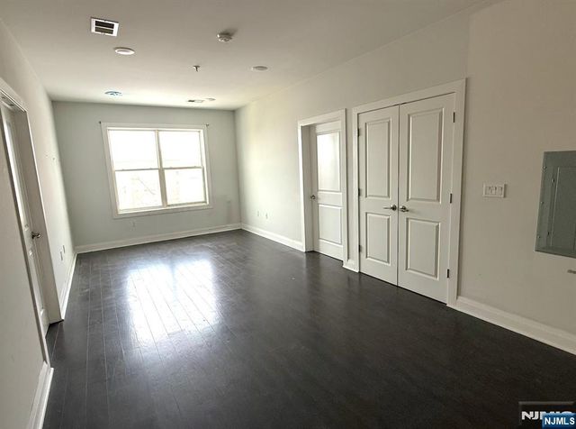 1901 Summit Avenue 301, Union City, NJ 07087