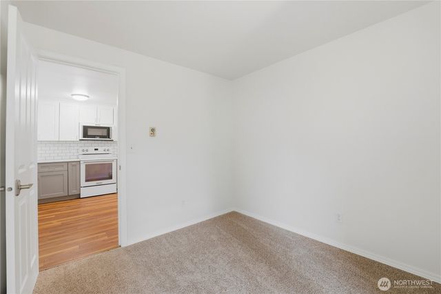 5625 N 40th Street, Tacoma, WA 98407