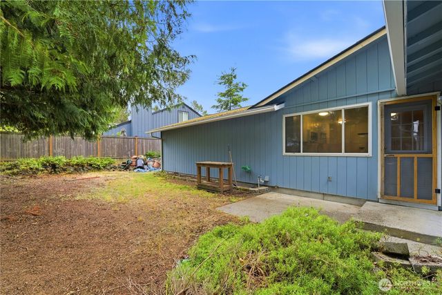 5625 N 40th Street, Tacoma, WA 98407