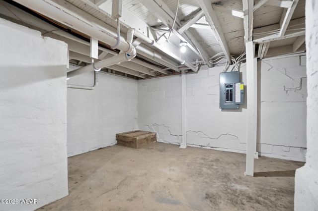 852 Faurot Avenue, Lima, OH 45801