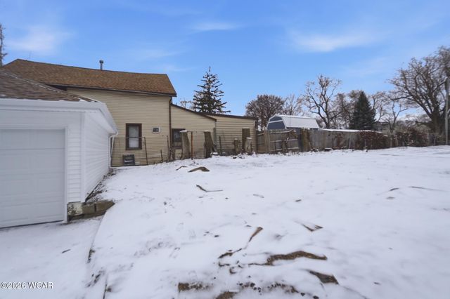 852 Faurot Avenue, Lima, OH 45801