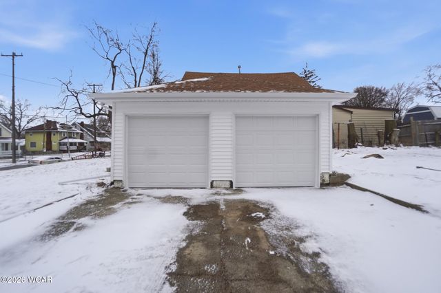 852 Faurot Avenue, Lima, OH 45801