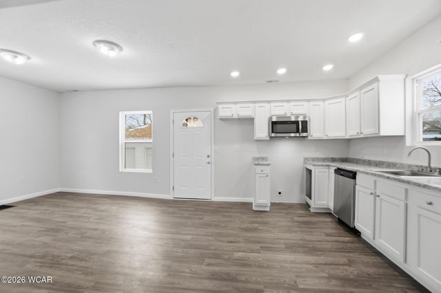 852 Faurot Avenue, Lima, OH 45801