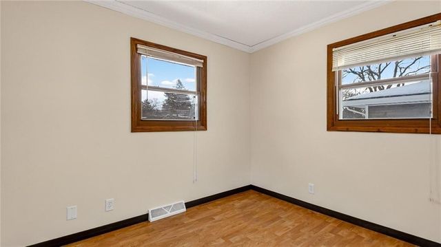 3352 McIvor Street, Eau Claire, WI 54701