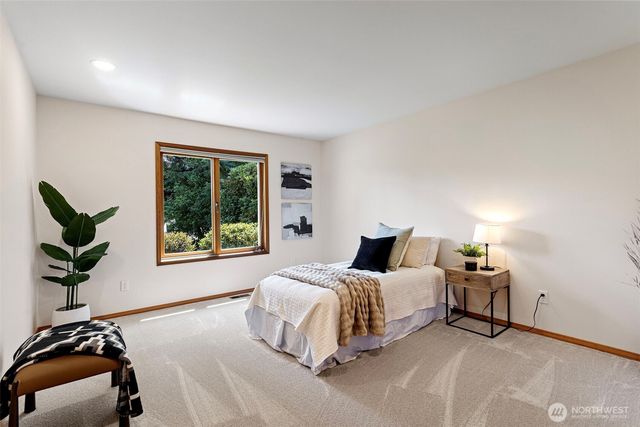 7810 175th Street SW, Edmonds, WA 98026