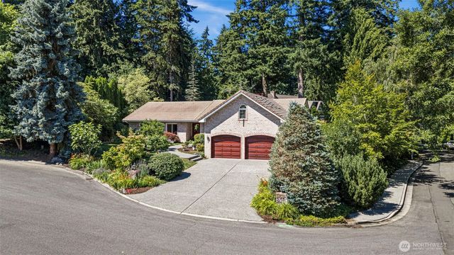 7810 175th Street SW, Edmonds, WA 98026