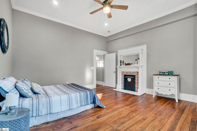 522 S Harper Street, Laurens, SC 29360
