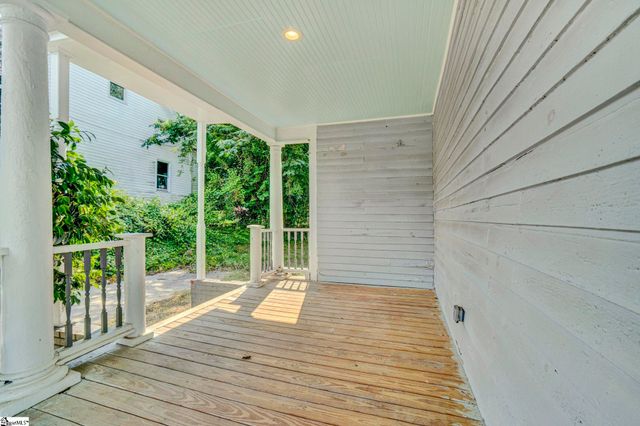522 S Harper Street, Laurens, SC 29360
