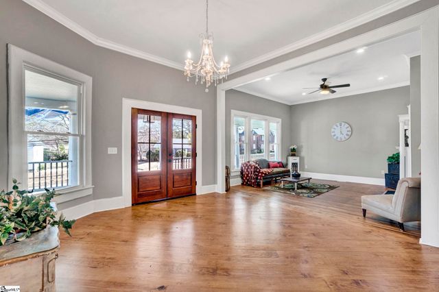 522 S Harper Street, Laurens, SC 29360