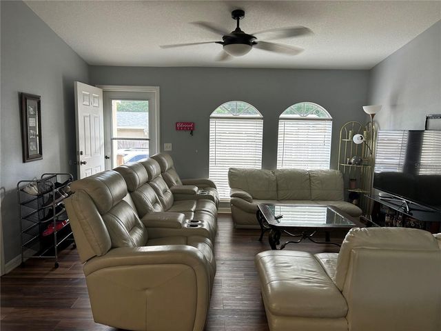 10013 OSLIN STREET, Tampa, FL 33615