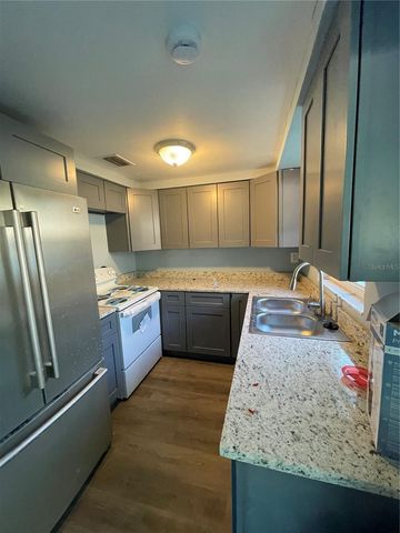 10013 OSLIN STREET, Tampa, FL 33615