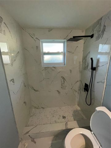 10013 OSLIN STREET, Tampa, FL 33615