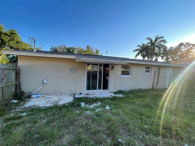 10013 OSLIN STREET, Tampa, FL 33615