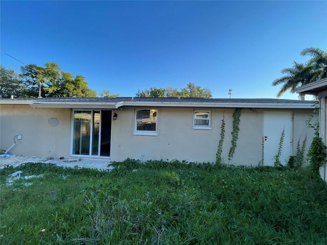 10013 OSLIN STREET, Tampa, FL 33615