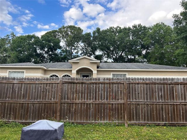 10013 OSLIN STREET, Tampa, FL 33615