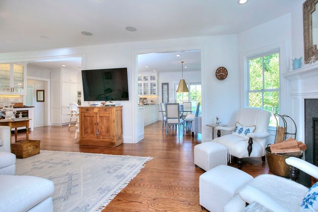 28 Clinton Avenue, Westport, CT 06880
