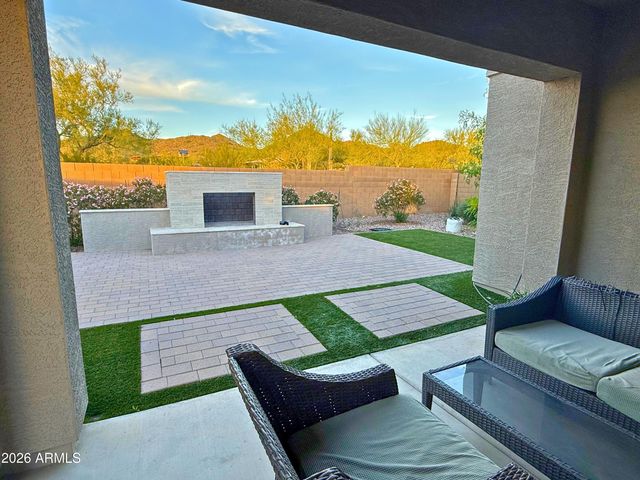 27941 N 19TH Drive, Phoenix, AZ 85085