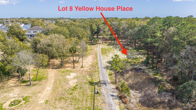 8 Yellow House Road, Charleston, SC 29492