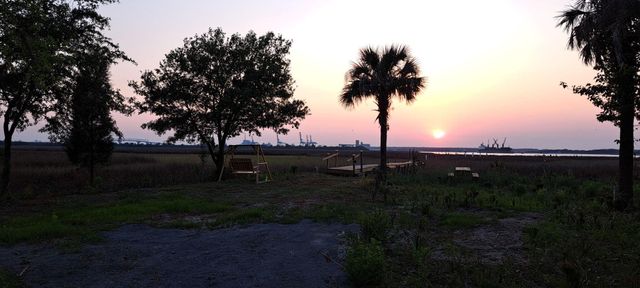 8 Yellow House Road, Charleston, SC 29492