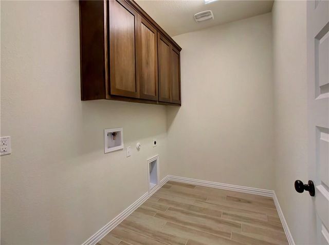 2304 La Mirada ST, Leander, TX 78641