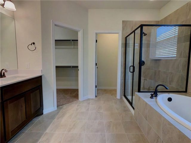 2304 La Mirada ST, Leander, TX 78641