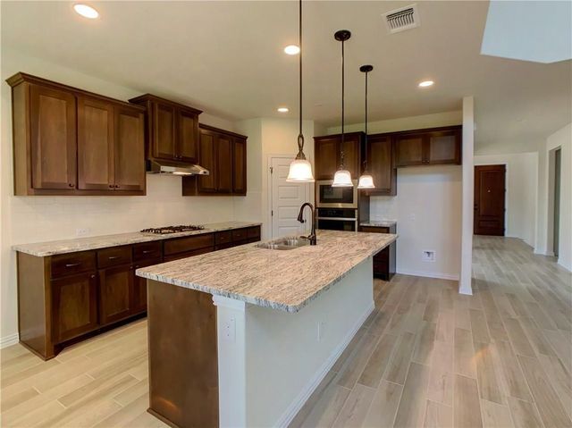 2304 La Mirada ST, Leander, TX 78641