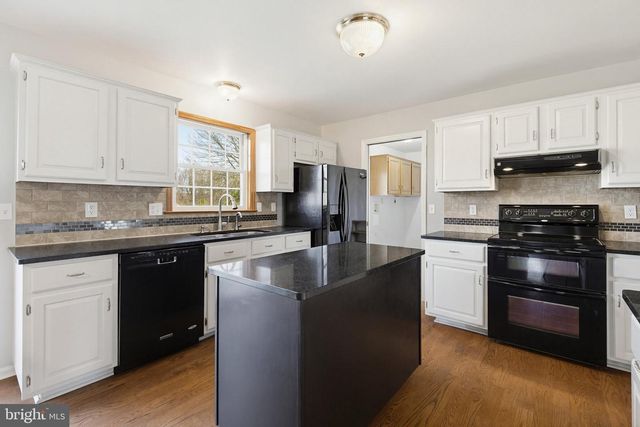 5789 CEDAR GLEN DR, Narvon, PA 17555