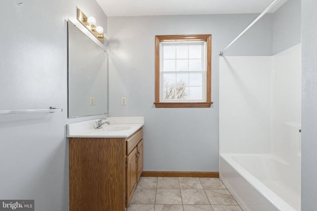 5789 CEDAR GLEN DR, Narvon, PA 17555