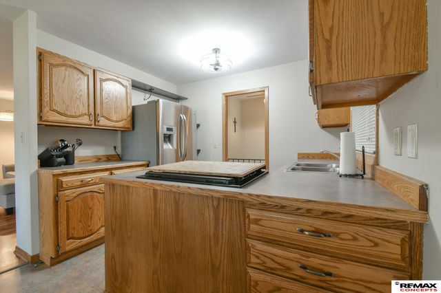 7000 S Wedgewood Drive, Lincoln, NE 68510