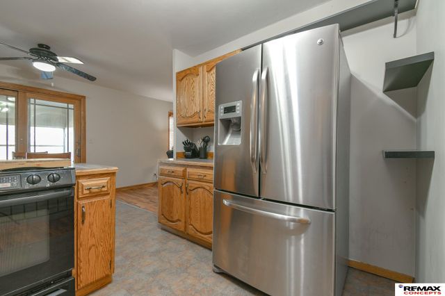 7000 S Wedgewood Drive, Lincoln, NE 68510