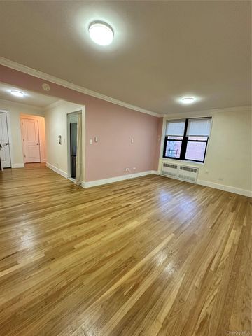 150-29 72 Road 6, Flushing, NY 11367