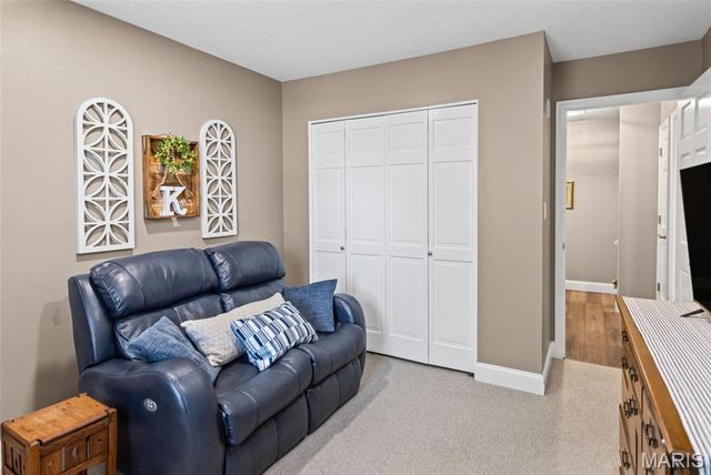 1324 Normandy Drive, Godfrey, IL 62035