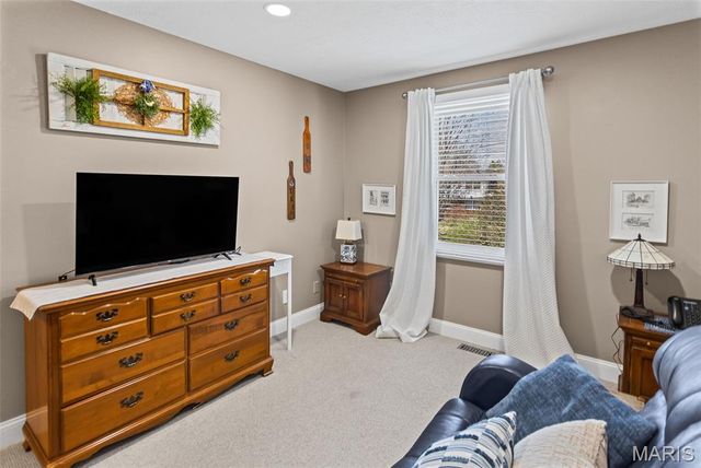 1324 Normandy Drive, Godfrey, IL 62035