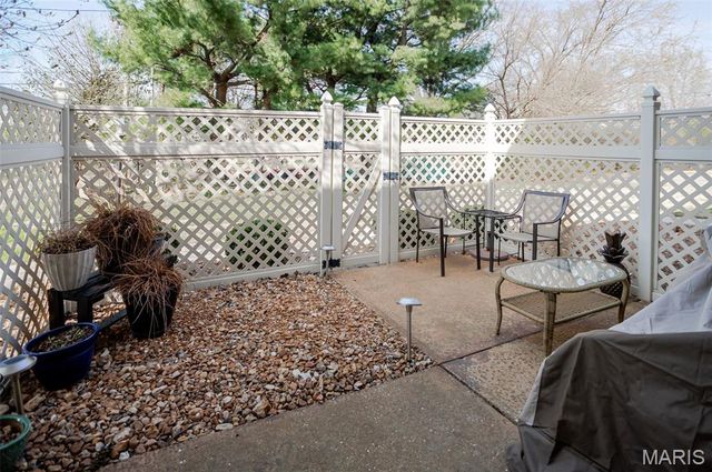 1324 Normandy Drive, Godfrey, IL 62035