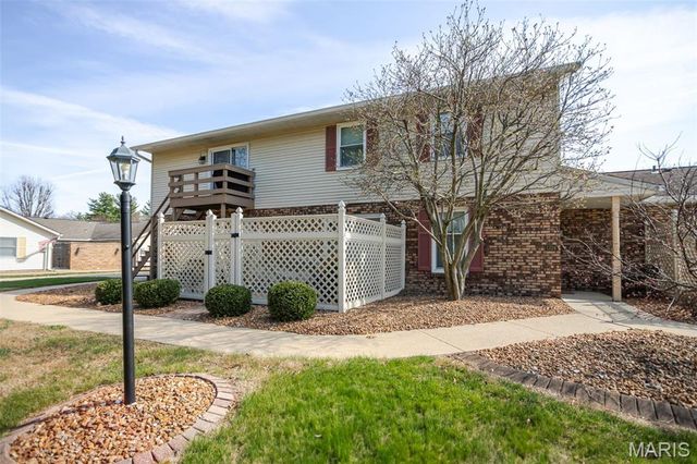 1324 Normandy Drive, Godfrey, IL 62035